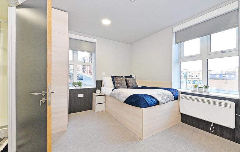 Garden Street, Devonshire Green, Sheffield - Image 1